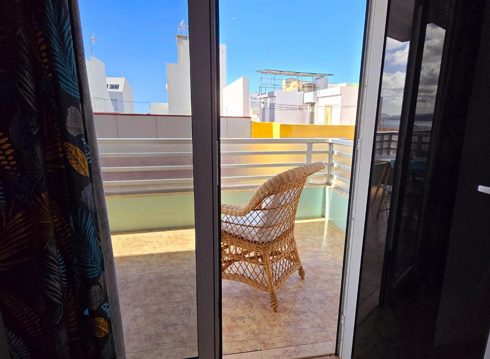 Casita Canaria Playa Beachfront Access & Lateral Ocean View With Terrace لاس بالماس دي غران كاناريا المظهر الخارجي الصورة