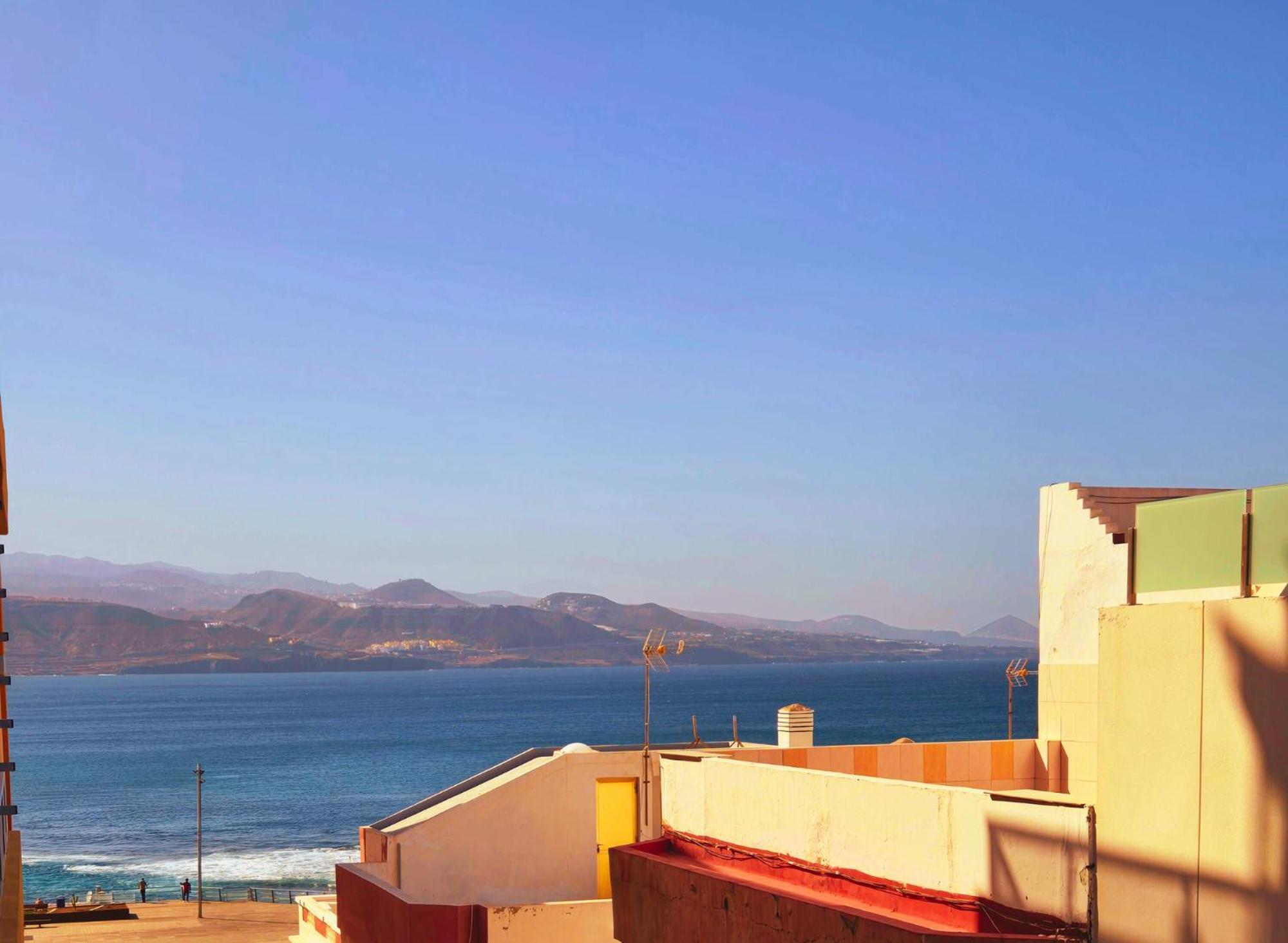 Casita Canaria Playa Beachfront Access & Lateral Ocean View With Terrace لاس بالماس دي غران كاناريا المظهر الخارجي الصورة